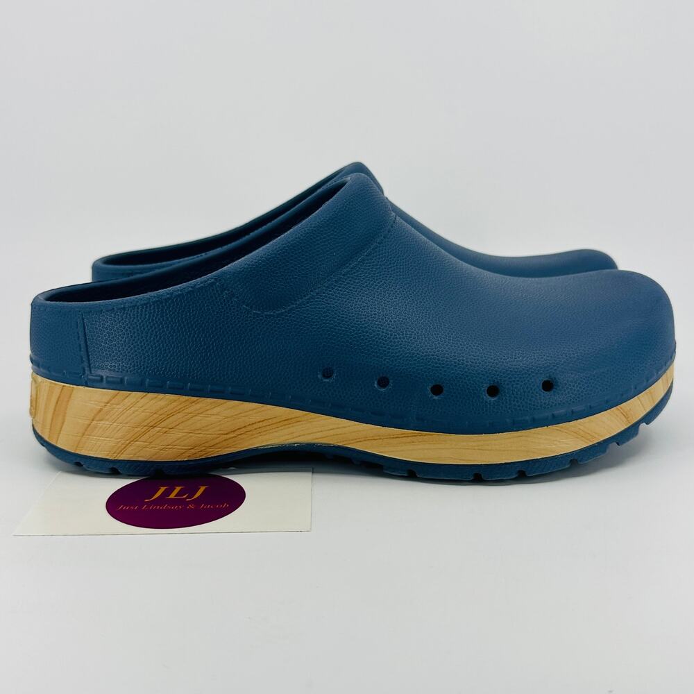 Dansko Women's Kane Molded EVA Comfort Gardening Clogs Blue Size 36 EU/ 5.5-6 US